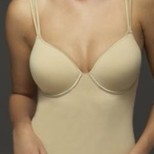 NWT LY3555 Le Mystere Camisole Smooth Seamless Nde